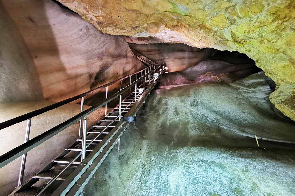 Dobšinská ľadová jaskyňa