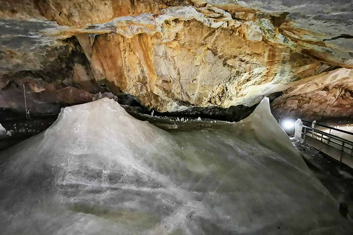 Dobšinská ľadová jaskyňa